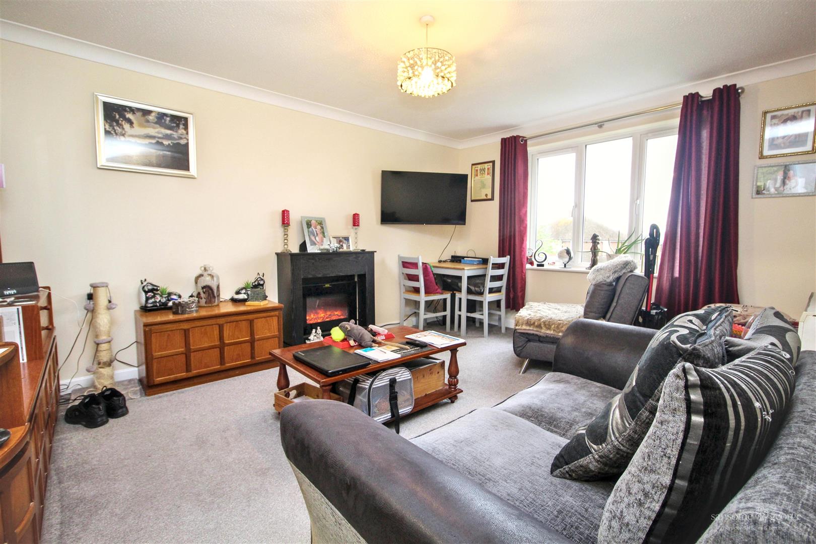 1 bed property in Orchard Court, Reading